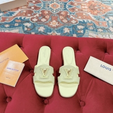 Louis Vuitton Slippers